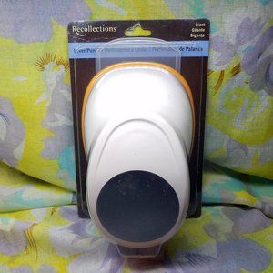 Giant Circle Lever Punch 3.5"